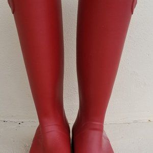 Hunter red rubber tall women's 9 rain boot
